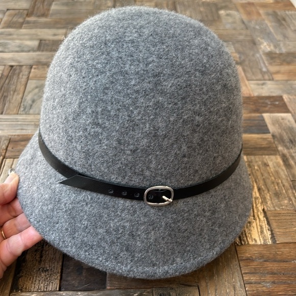 Scala Pronto Gray 100% Wool Cloche Hat 57 cm - Picture 2 of 5